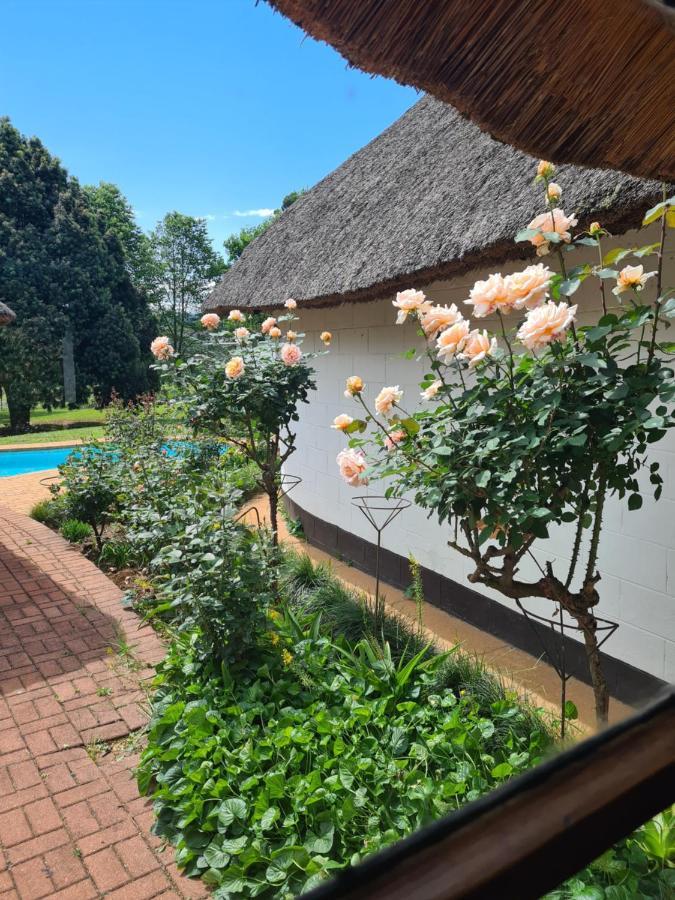 Piccadilly Farm Cottages Lions River Екстериор снимка